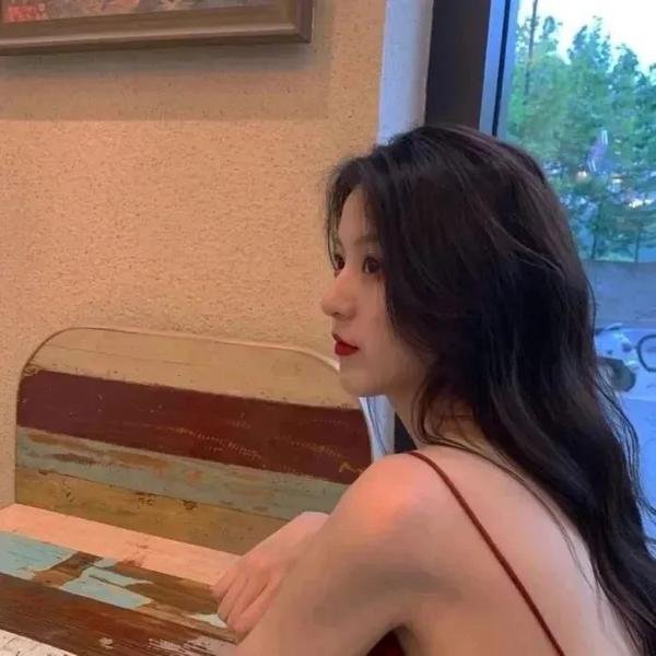 冒牌的伯爵